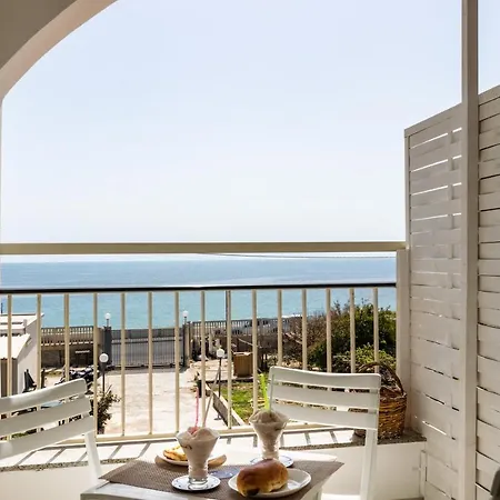 Holiday home Maravola On The Beach, Parking & Wifi