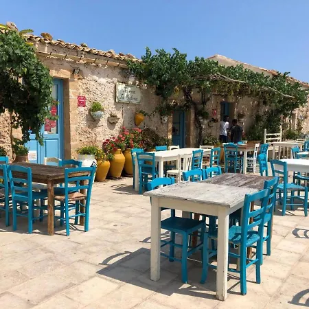 Maravola On The Beach, Parking & Wifi Avola